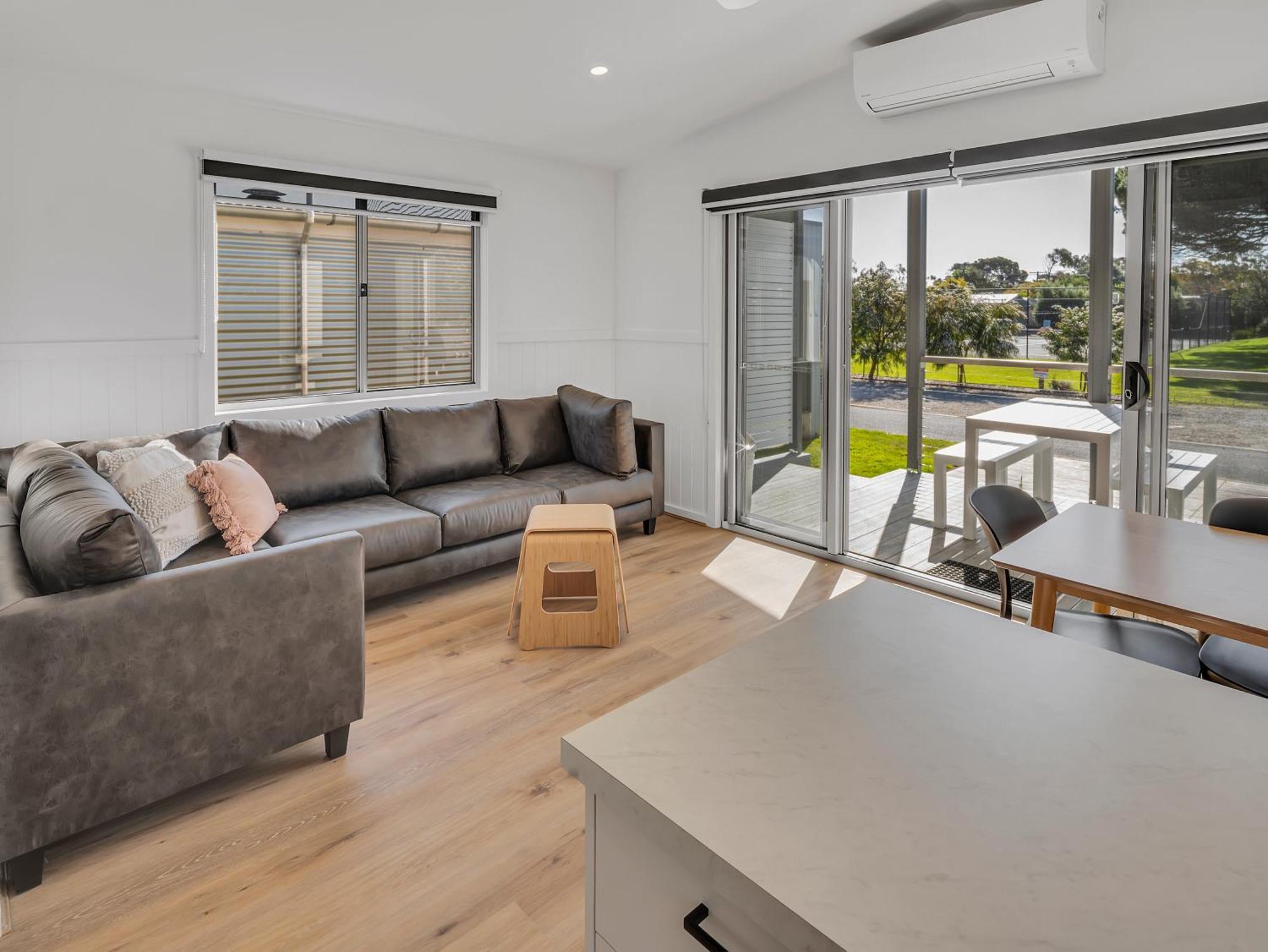 Big4 Ingenia Holidays Queenscliff Beacon Екстериор снимка