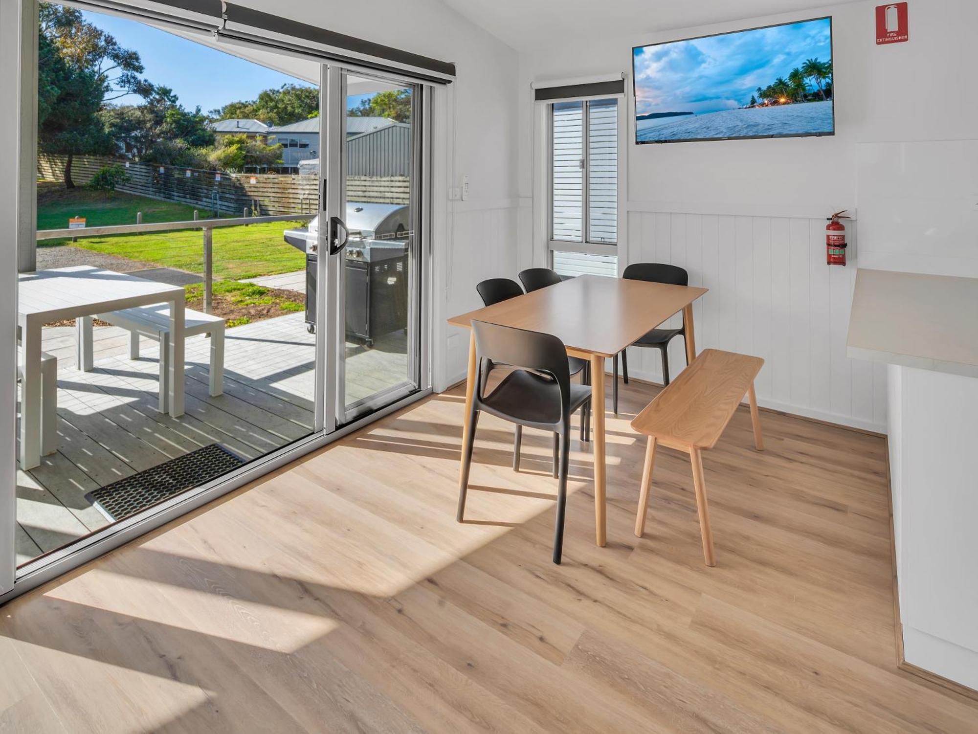 Big4 Ingenia Holidays Queenscliff Beacon Екстериор снимка