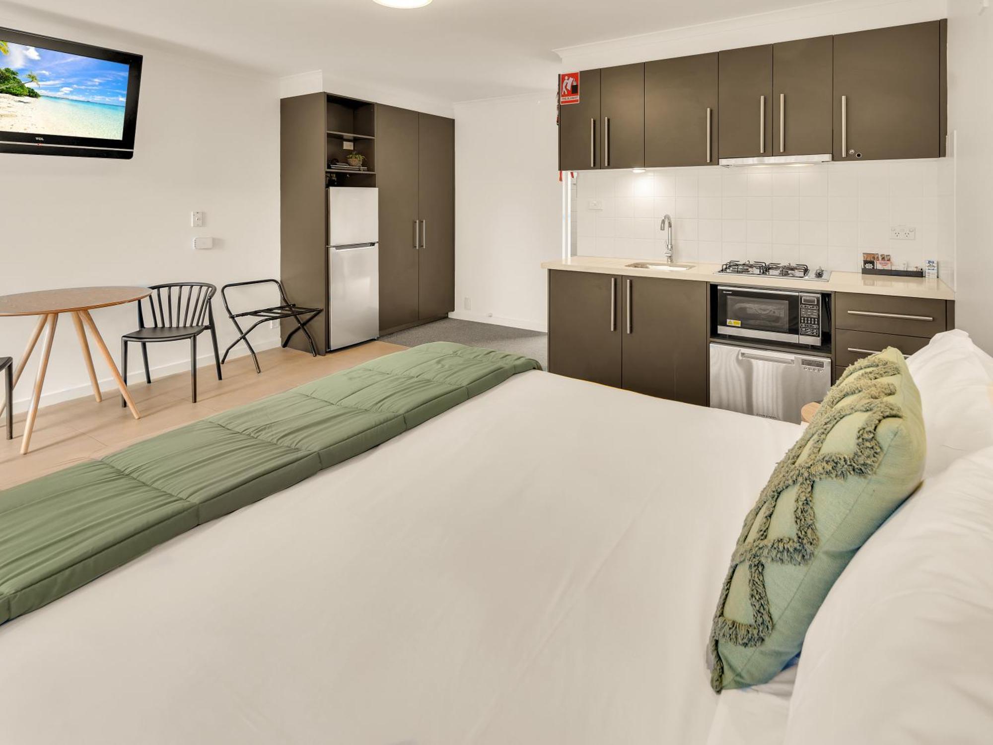 Big4 Ingenia Holidays Queenscliff Beacon Екстериор снимка