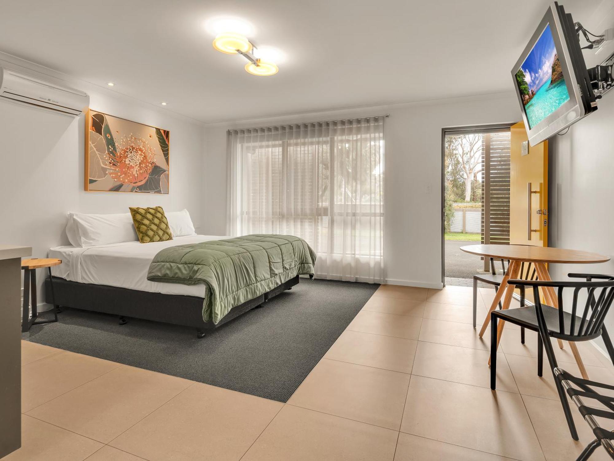 Big4 Ingenia Holidays Queenscliff Beacon Екстериор снимка